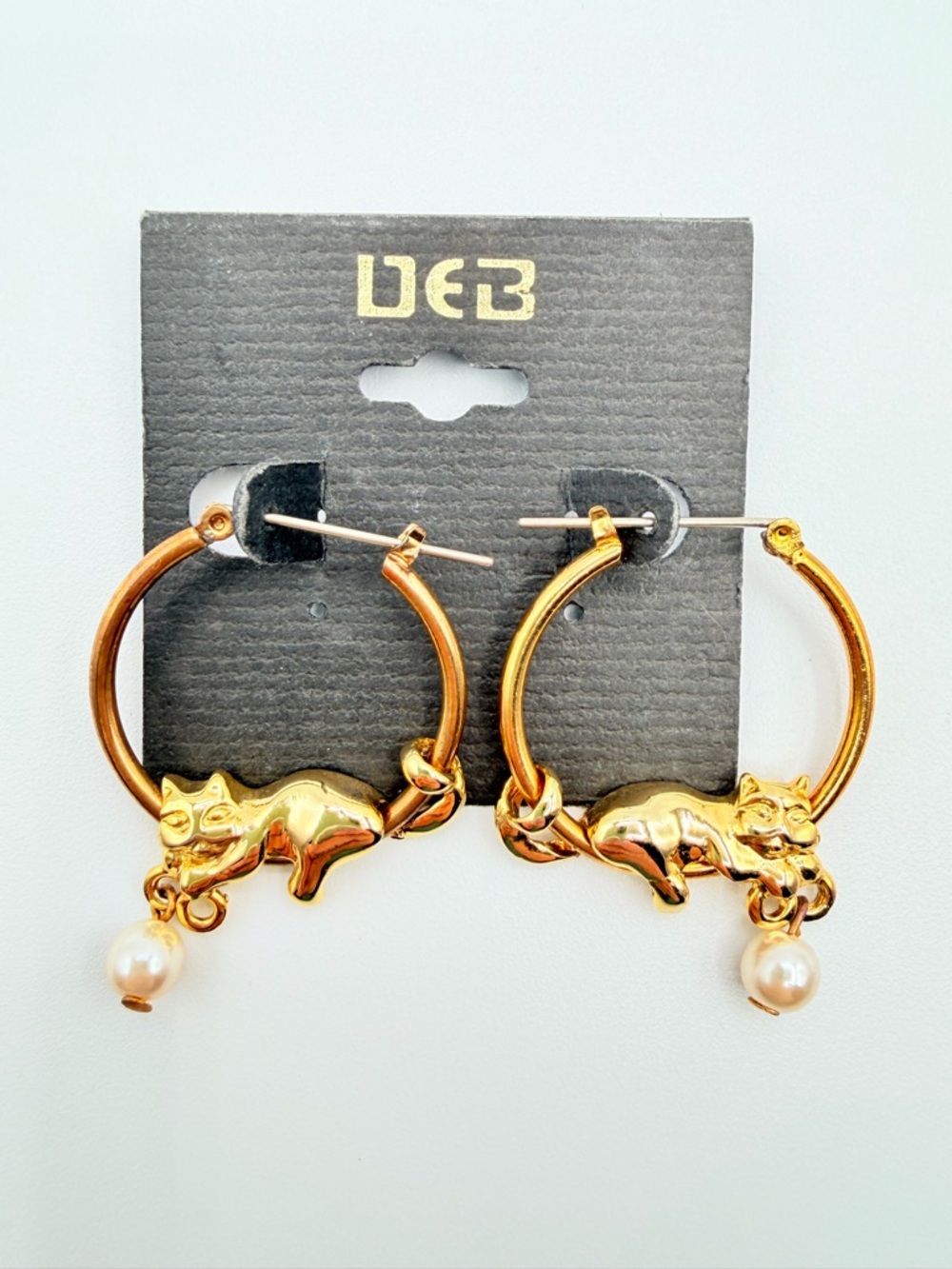 Gold Tone Cat Hoop Earrings Faux Pearl Charm Dangle Cute Statement